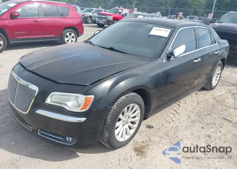 2012 Chrysler 300 z USA, uszkodzony, nr VIN 2C3CCAAG6CH104678